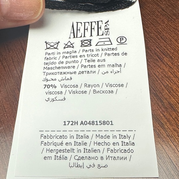 Boutique Moschino Black & Cream Knit Button-Down Dress | Long Sleeve | Size 4 - Picture 12 of 16